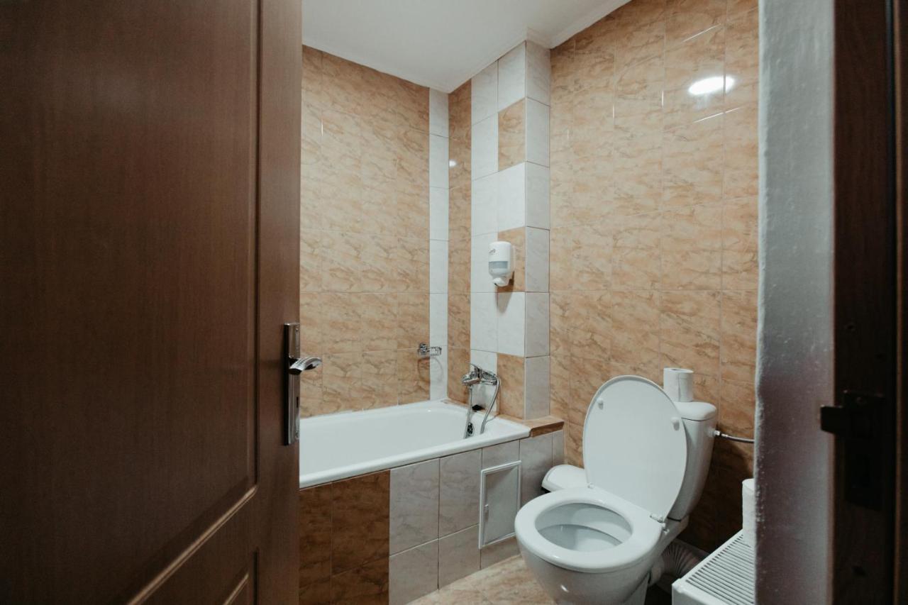 Hôtel Casa Preturii à Tîrgu Lăpuş Extérieur photo